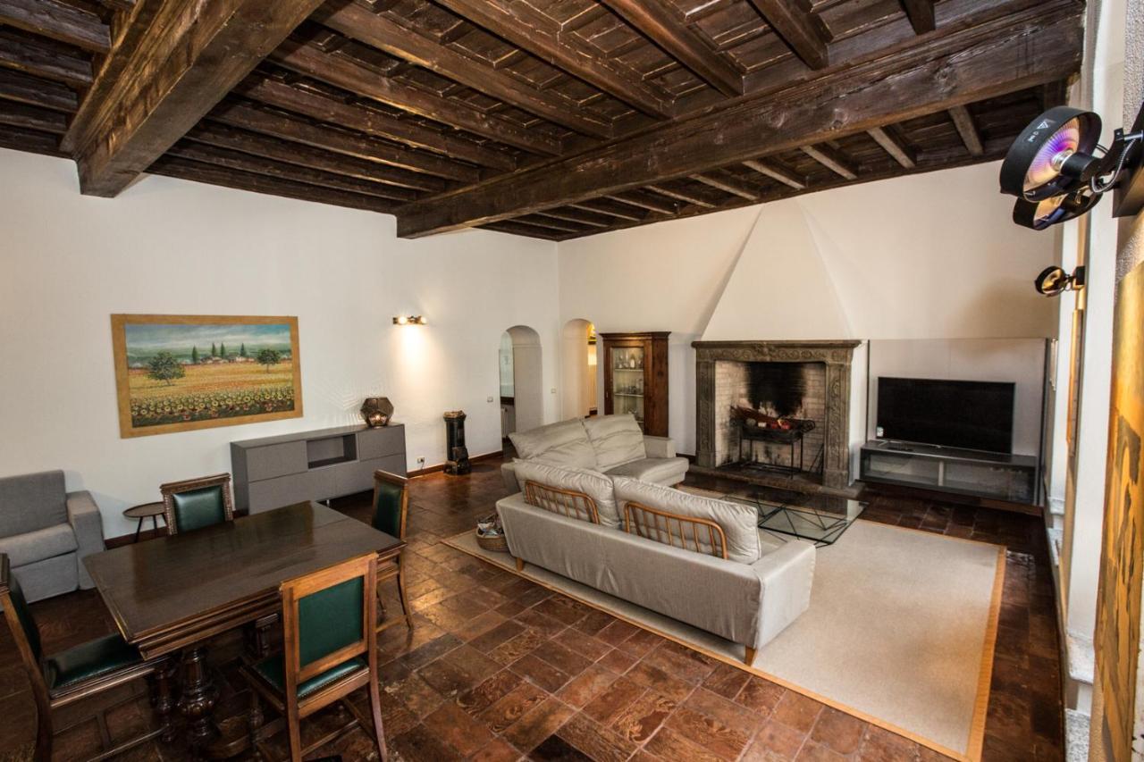 Historical Apartment In The Center Of Gravedona - Larihome A02 ภายนอก รูปภาพ