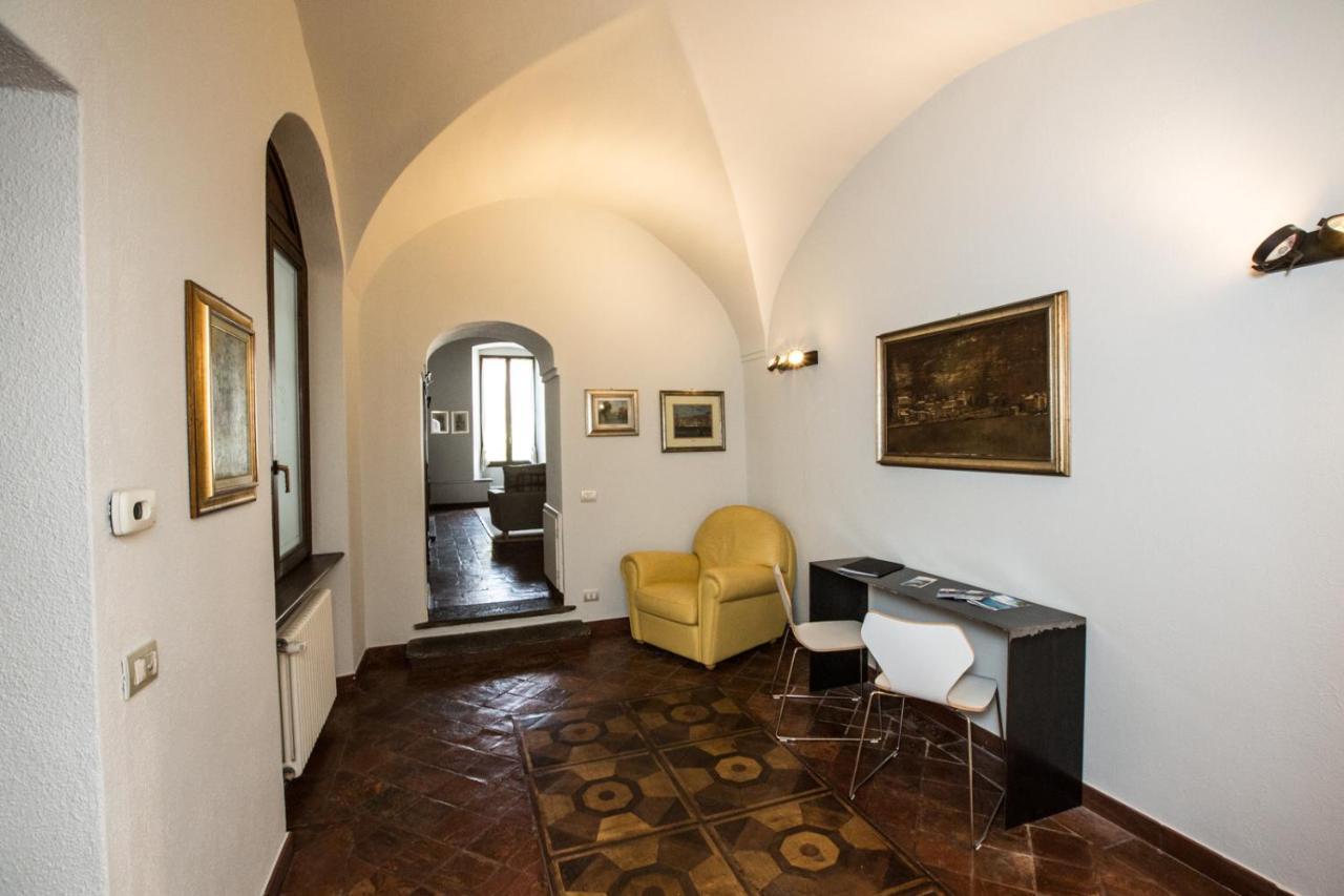 Historical Apartment In The Center Of Gravedona - Larihome A02 ภายนอก รูปภาพ
