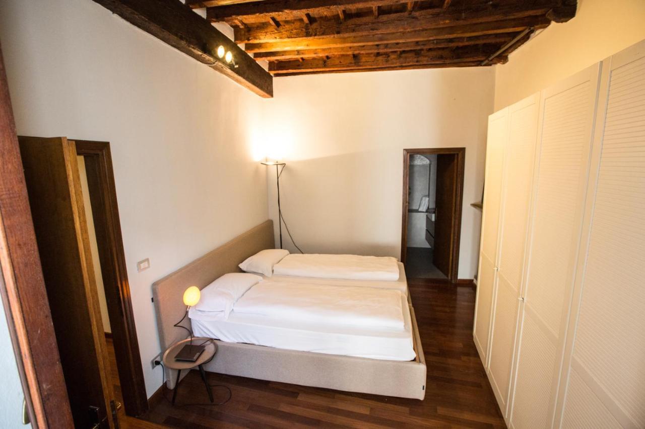 Historical Apartment In The Center Of Gravedona - Larihome A02 ภายนอก รูปภาพ